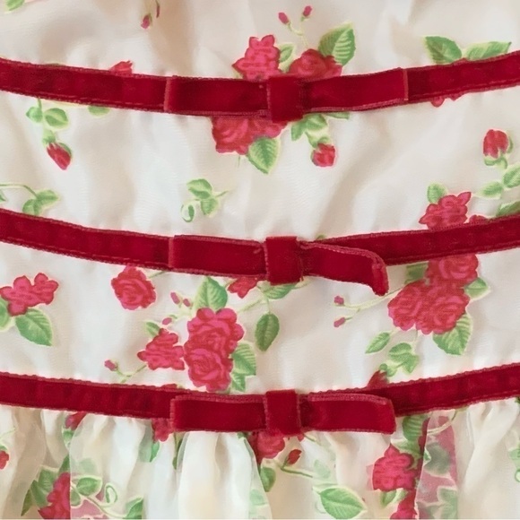 SALE! LITTLE ANGELS Dress Red Rose Print Velvet Collar and Bow Size 5 - Picture 3 of 9